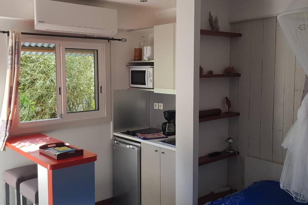 Studio Moderne Climatise Avec Jardin, Plage A Pied Le Diamant Exteriör bild